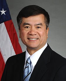Gary Locke: Identity Ecosystem Will Help Solve Online 'Trust Issues' - top government contractors - best government contracting event