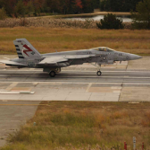 super-hornet-fly-in-aircraft-recovery