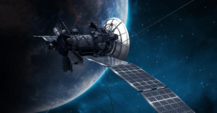 Report: Northrop Collaborating With SpaceX on Classified Intelligence Satellite Network